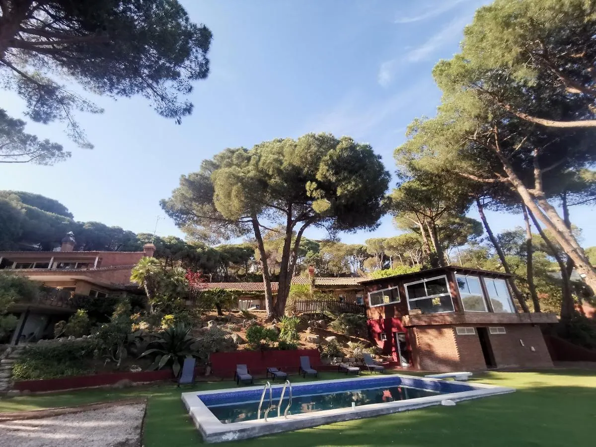 Villa Maresme & Villa Rosa ماتارو بيت خشبي