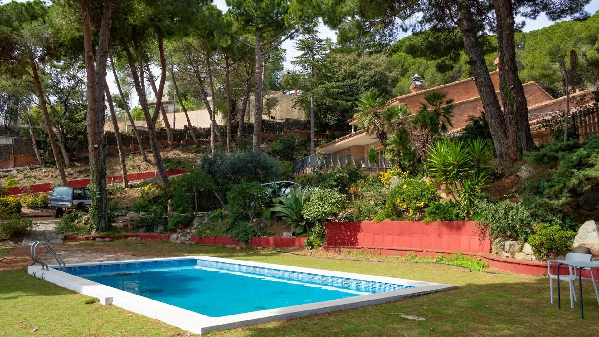 Villa Maresme & Villa Rosa ماتارو 0*,  إسبانيا